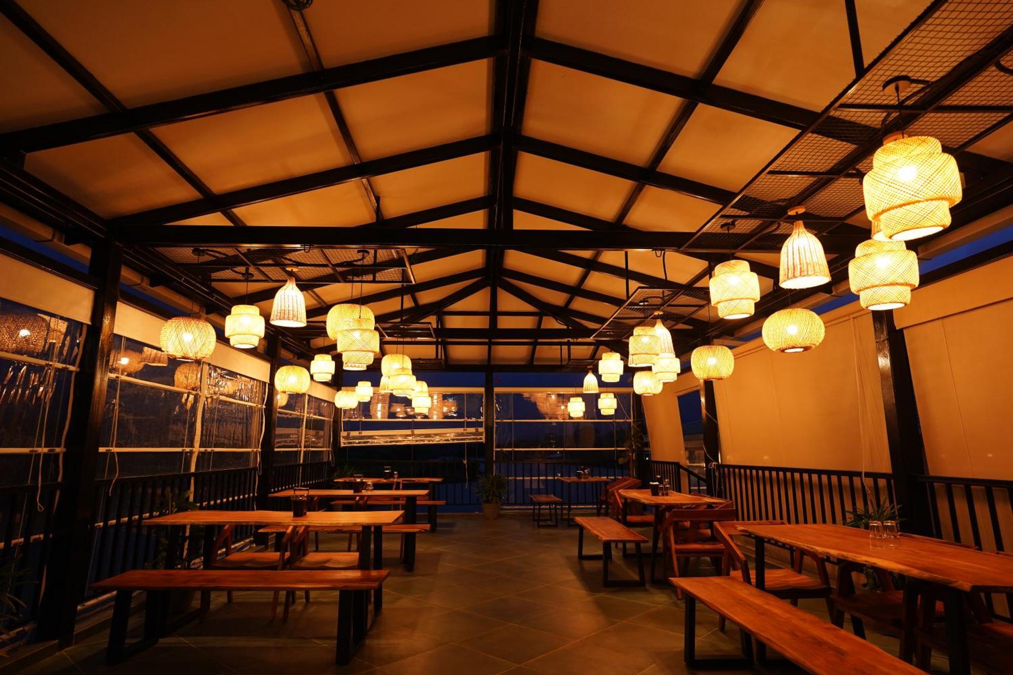 The Boat Club,Karjat Hotell Exteriör bild